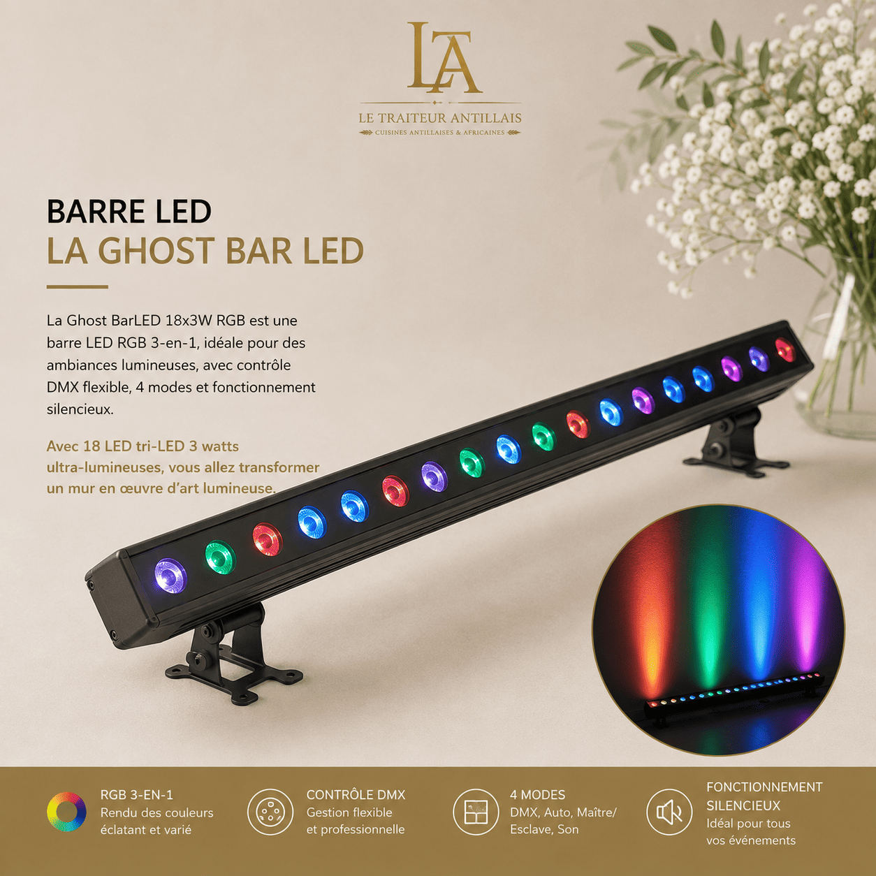 Une BARRE À LED TRICOLORES noire, dotée de 18 lumières multicolores, repose sur une surface beige. En dessous, quatre faisceaux lumineux éclatants sont projetés sur le mur, mettant en valeur les effets lumineux de la barre. Un texte met en avant les caractéristiques du produit.