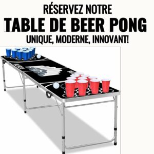 La table de BEER PONG se distingue par son design noir épuré, avec ses gobelets rouges et bleus disposés de manière harmonieuse, ses balles de ping-pong fournies, ainsi qu'un texte en français qui la présente comme un choix unique, moderne et innovant.